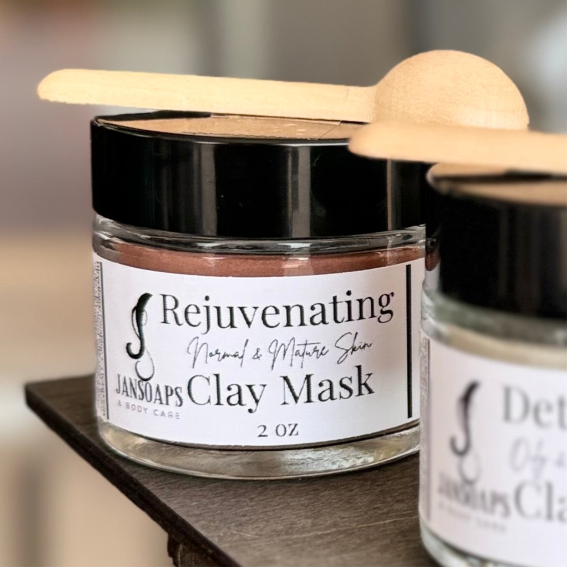 Rejuvenating Clay Mask